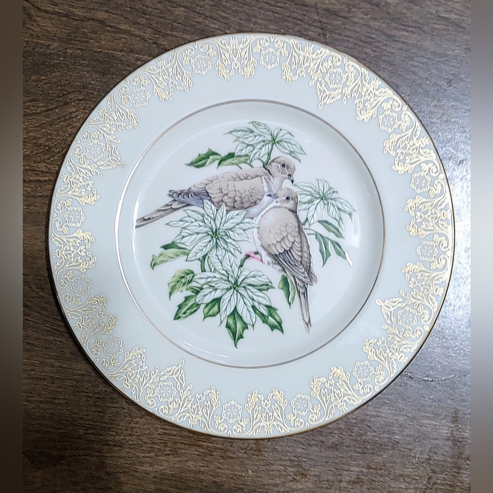 Lenox White and Gold Turtle Dove Plate Backstamp